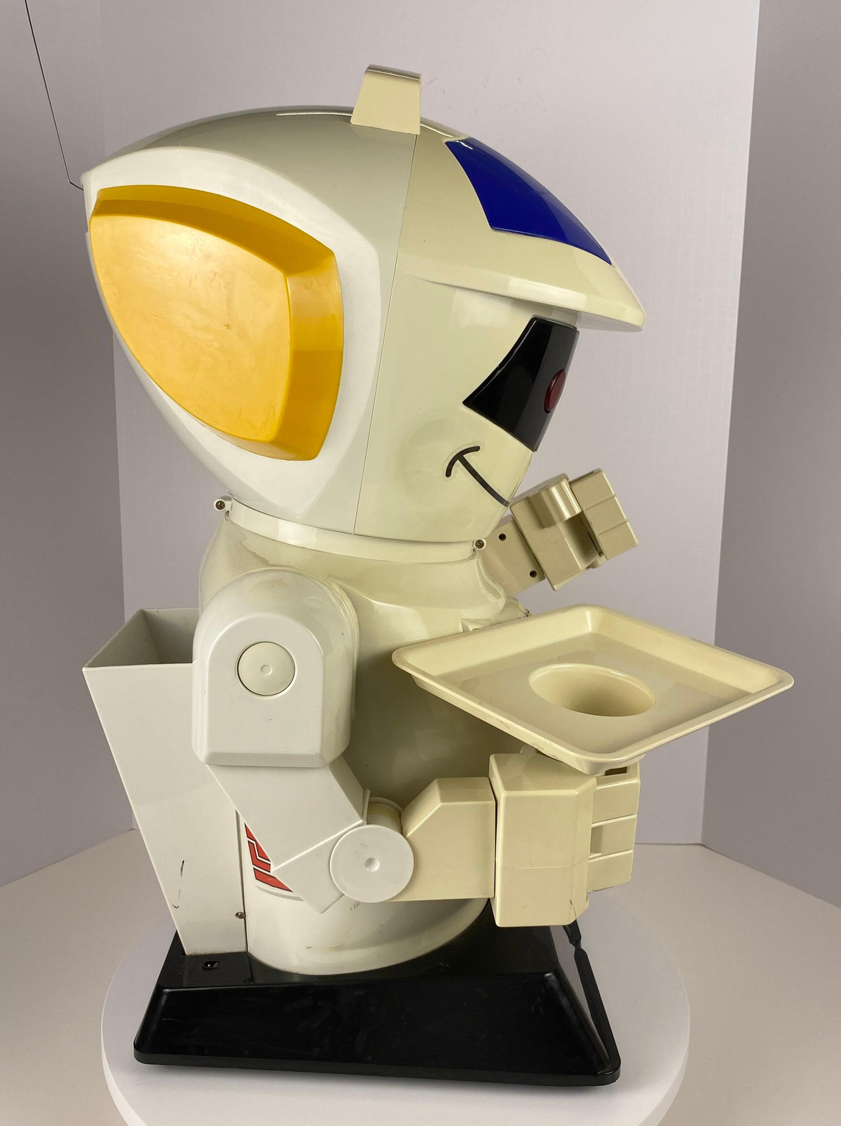 Vintage Toy Robot "Emigliio" — detail 3