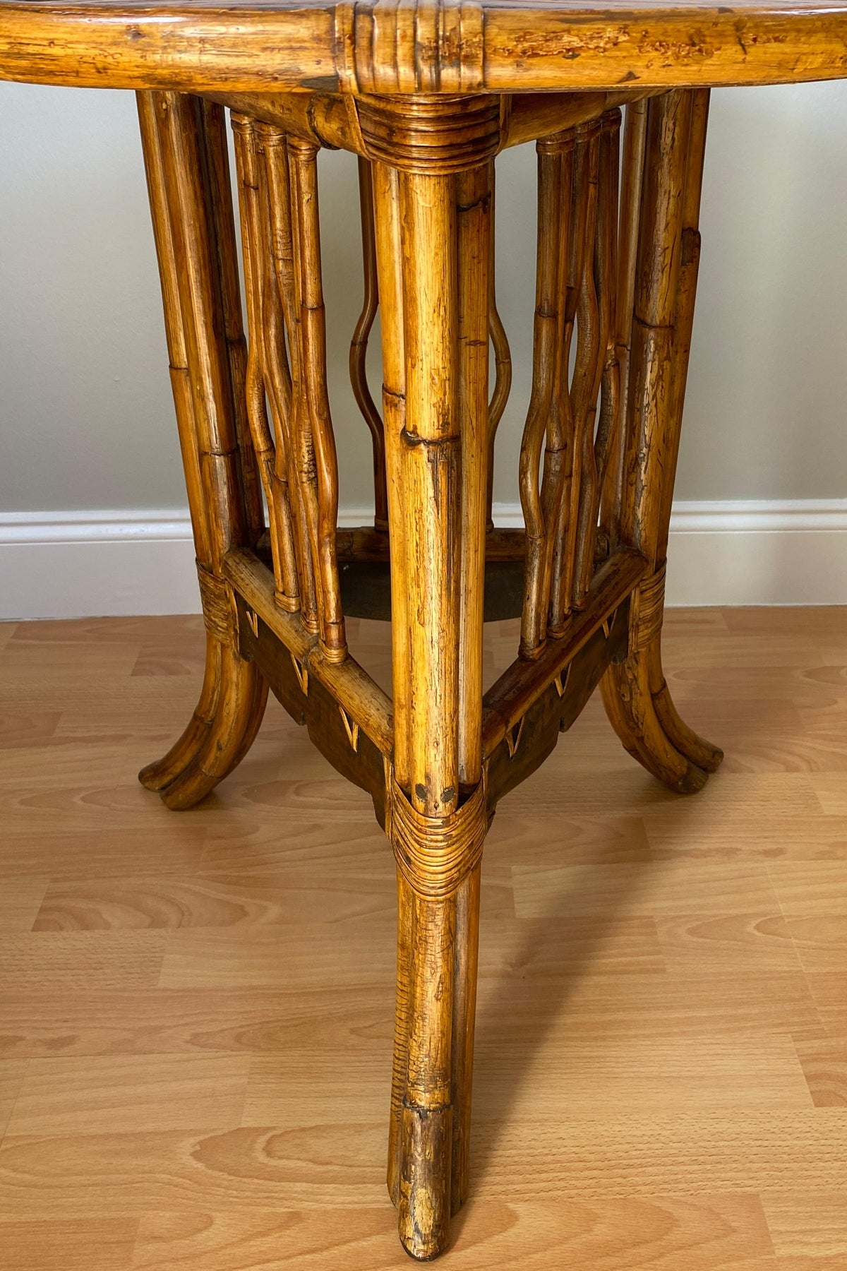 Sculpted Bamboo Side Table with Hand Decorated Top — detail 2