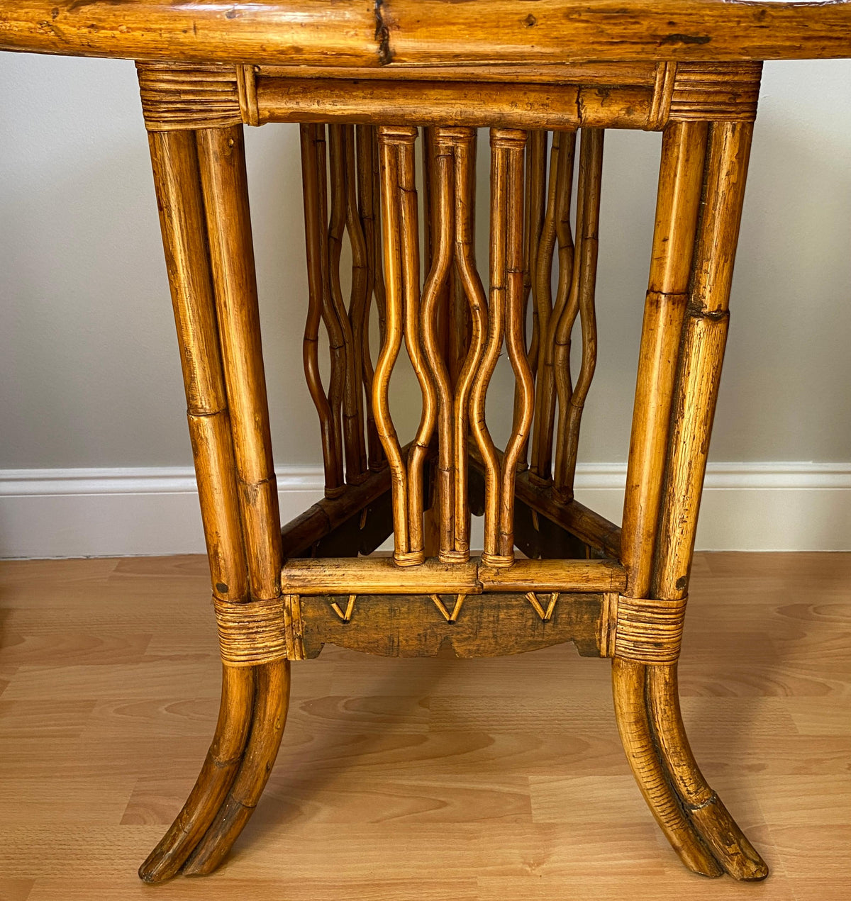 Sculpted Bamboo Side Table with Hand Decorated Top — detail 5