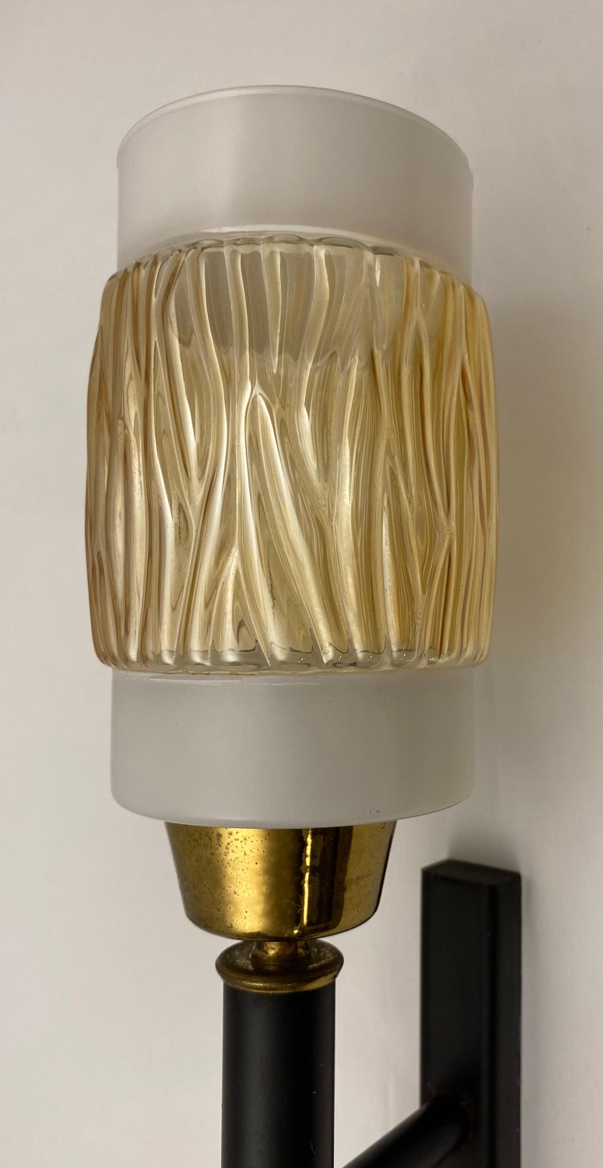Set of 3 Midcentury Glass and Brass Sconces, Attributed to Maison Arlus/Lunel — detail 4