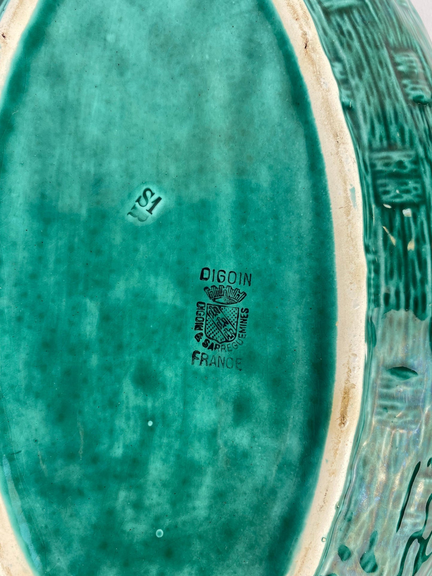 French Ceramic Bottle Coasters and Serving Platter, Set of 3 Sarreguemines — detail 4