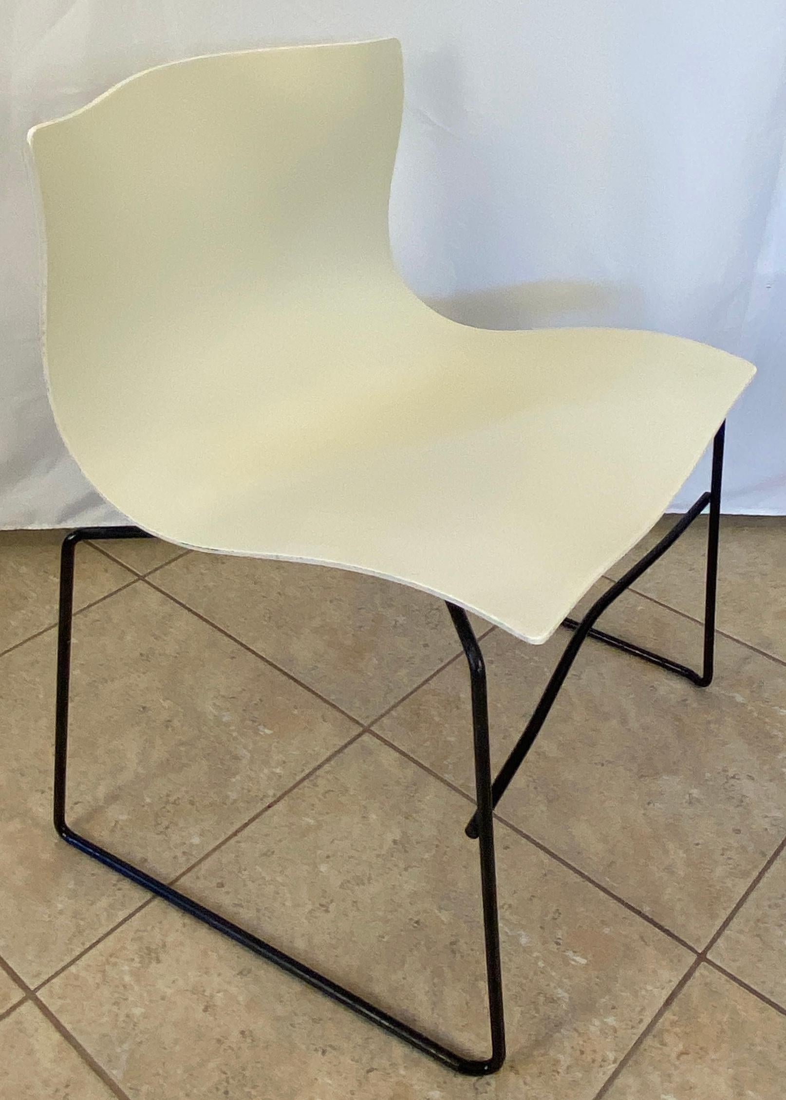 Lella and Massimo Vignelli Handkerchief Stacking Chairs, Set of 4 Knoll Chairs — detail 4