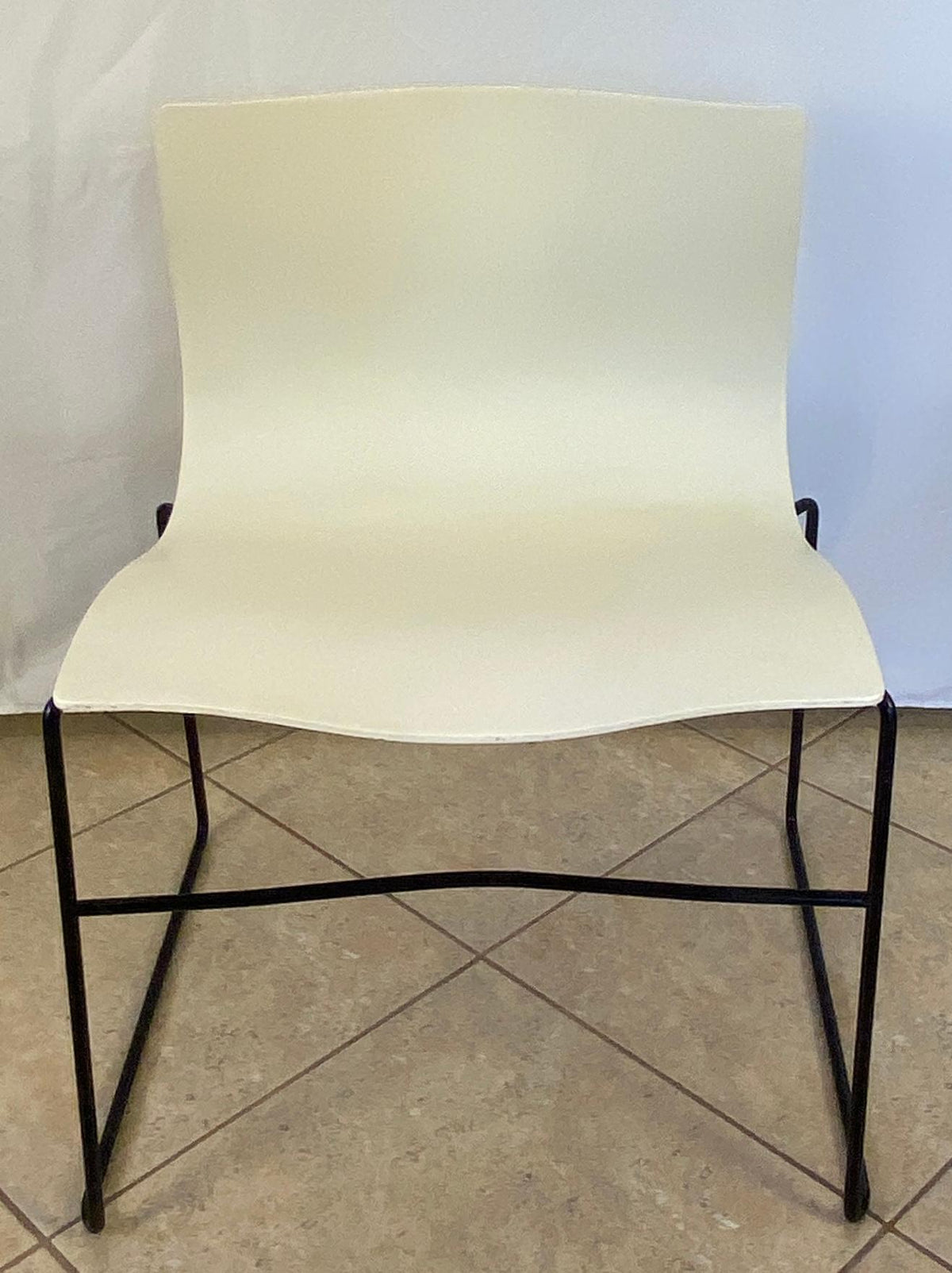 Lella and Massimo Vignelli Handkerchief Stacking Chairs, Set of 4 Knoll Chairs — detail 5