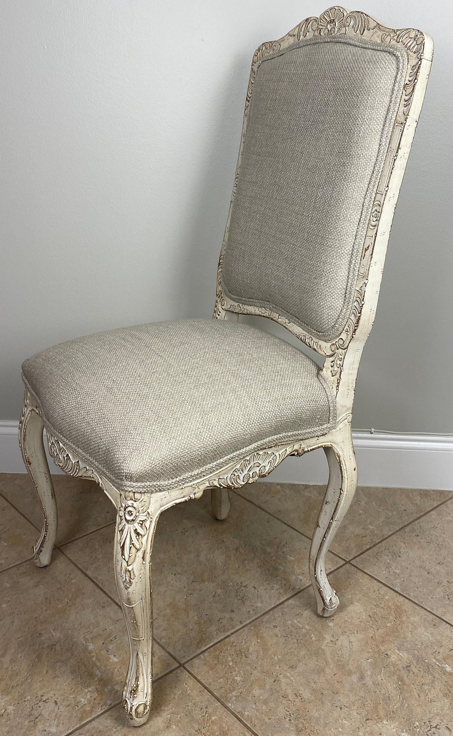 Set of 4 French Louis XV Style Dining Chairs, Painted Provincial Dining Chairs — detail 2