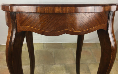 French Louis XV Style Walnut Marquetry End, Side or Cocktail Table — detail 5