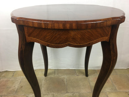 French Louis XV Style Walnut Marquetry End, Side or Cocktail Table — detail 6
