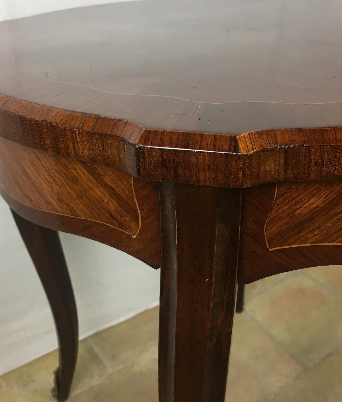 French Louis XV Style Walnut Marquetry End, Side or Cocktail Table — detail 7