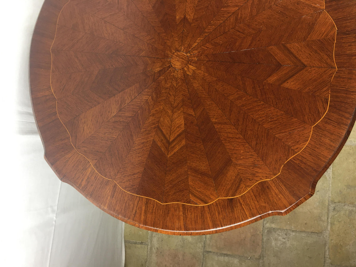 French Louis XV Style Walnut Marquetry End, Side or Cocktail Table — detail 3