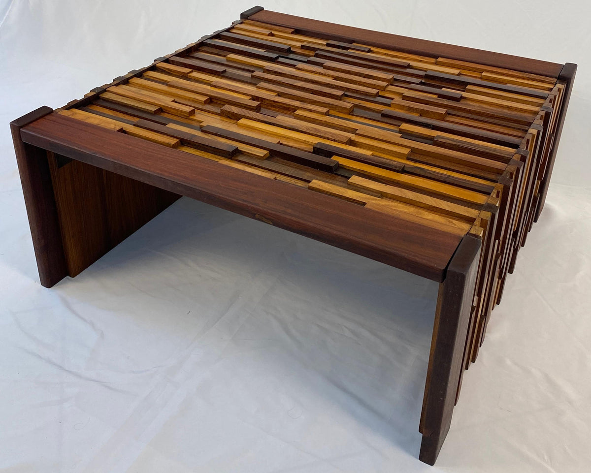 Brazilian MCM Brutalist Folding Coffee Table by Percival Lafer, 1960s — detail 3