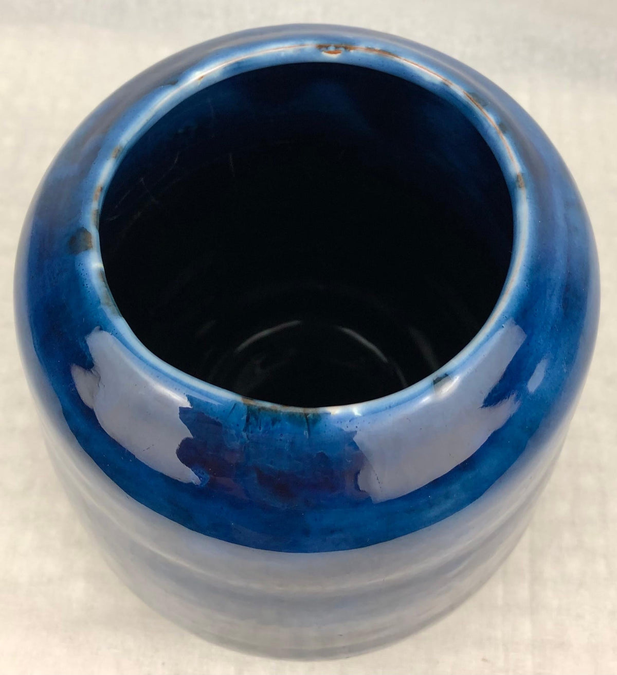 French Midcentury Cobalt Blue Ceramic Vase, Manner of Edmond Lachenal — detail 4