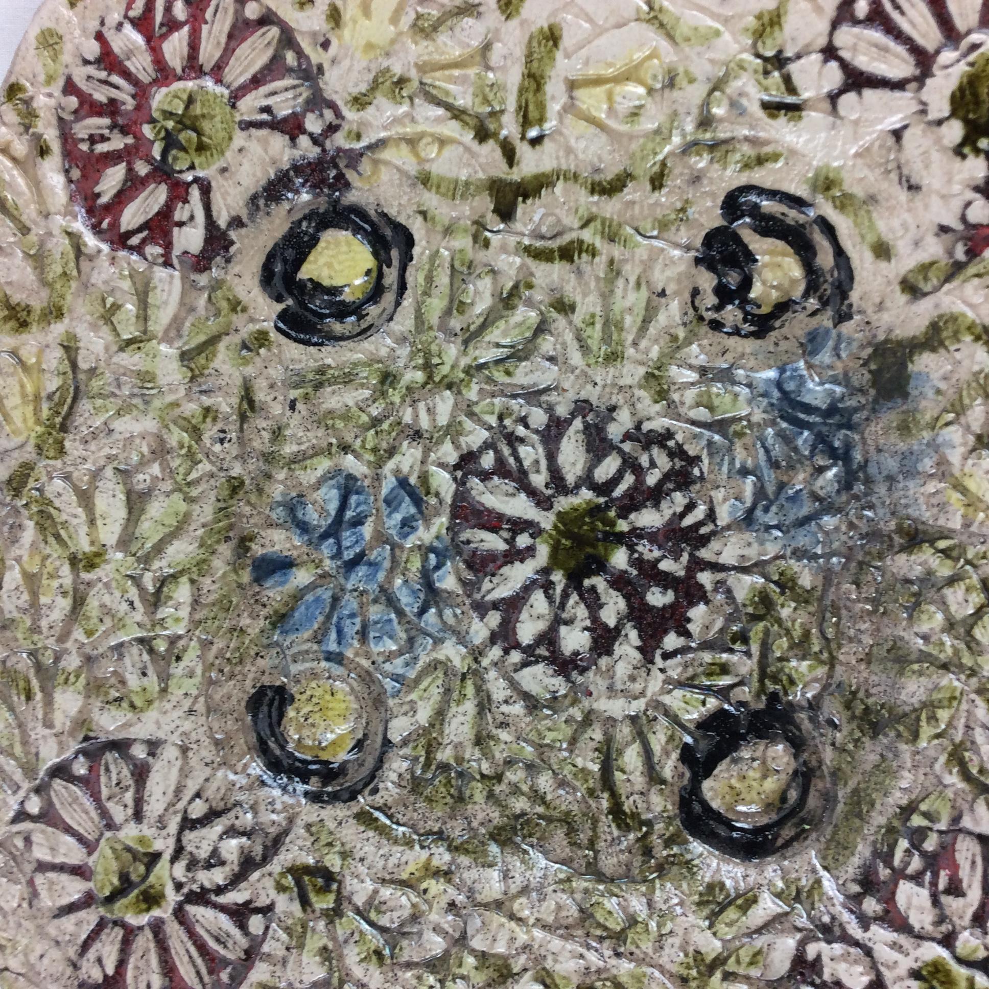 French Midcentury Decorative Ceramic Plate — detail 6