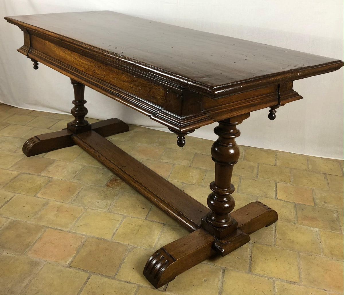 18th Century French Louis XIII Walnut Sofa Console or Display Table — detail 2