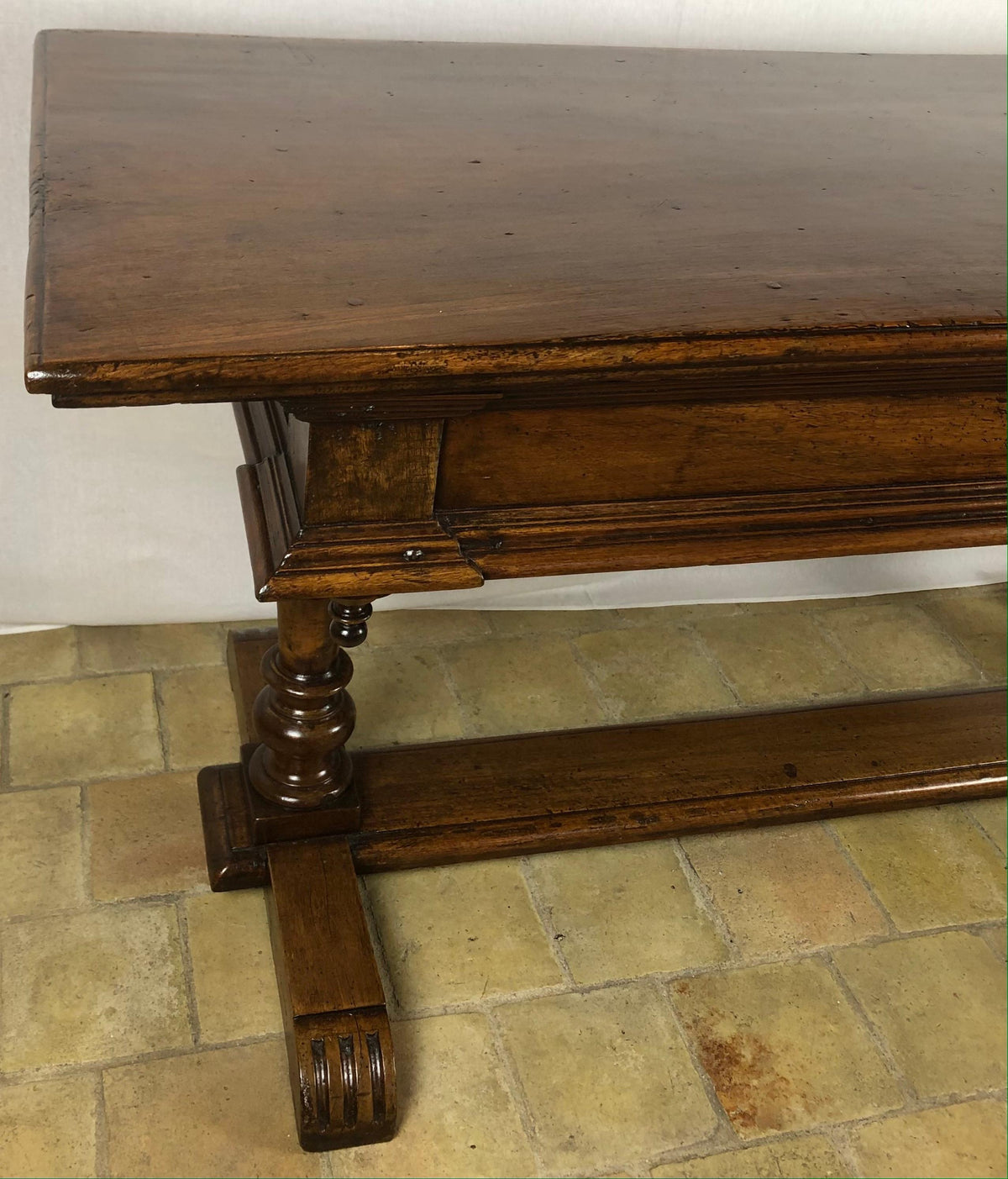18th Century French Louis XIII Walnut Sofa Console or Display Table — detail 5