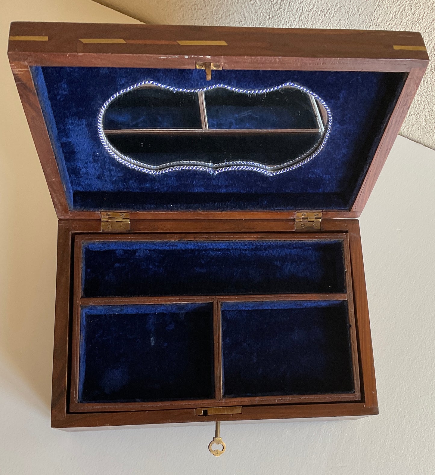 Large French Art Deco Wooden Jewelry Box with Marquetry Inlay — detail 3