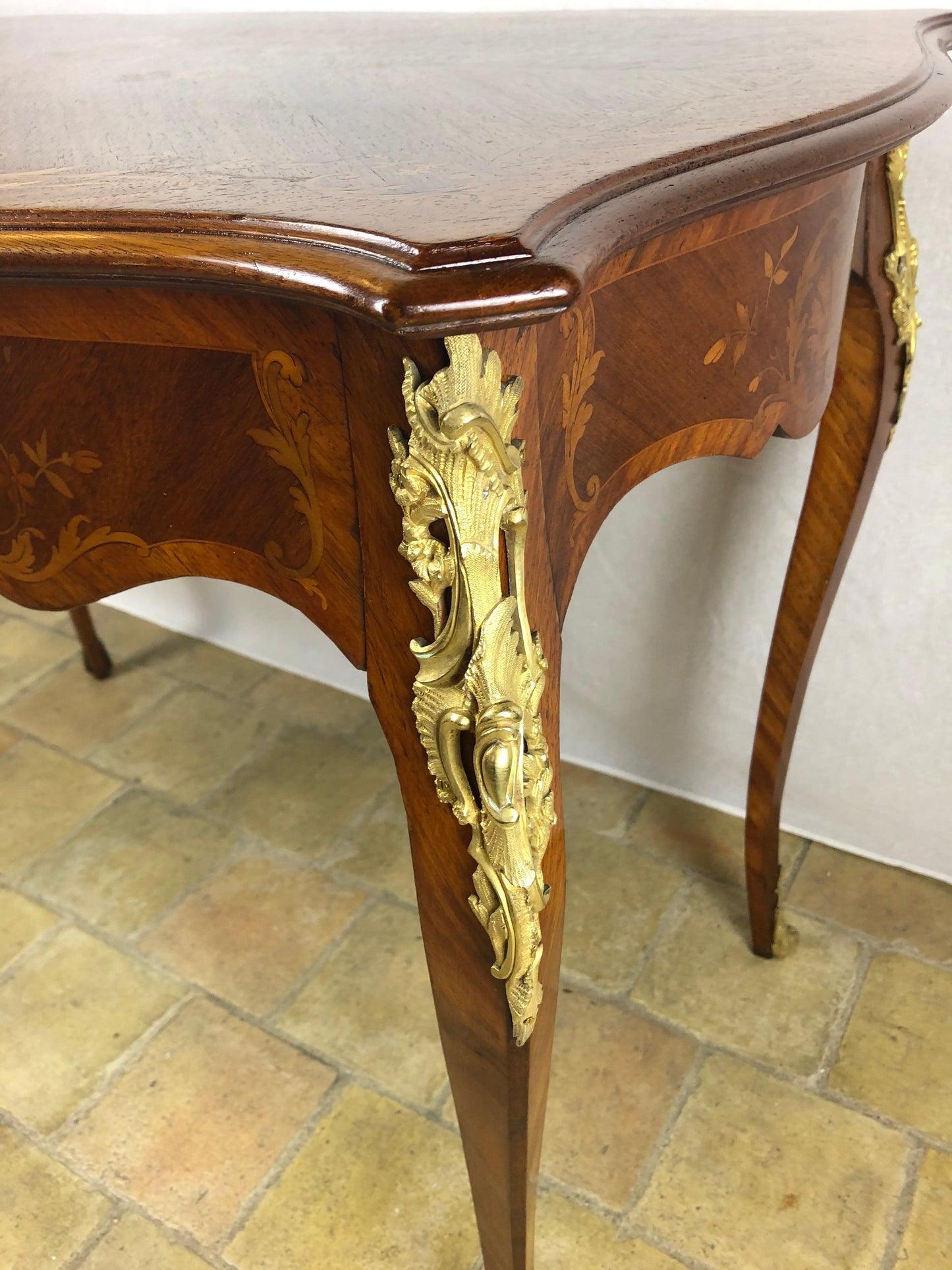 19th Century French Louis XV Style Floral Marquetry and Gilt Bronze Writing Desk — detail 6