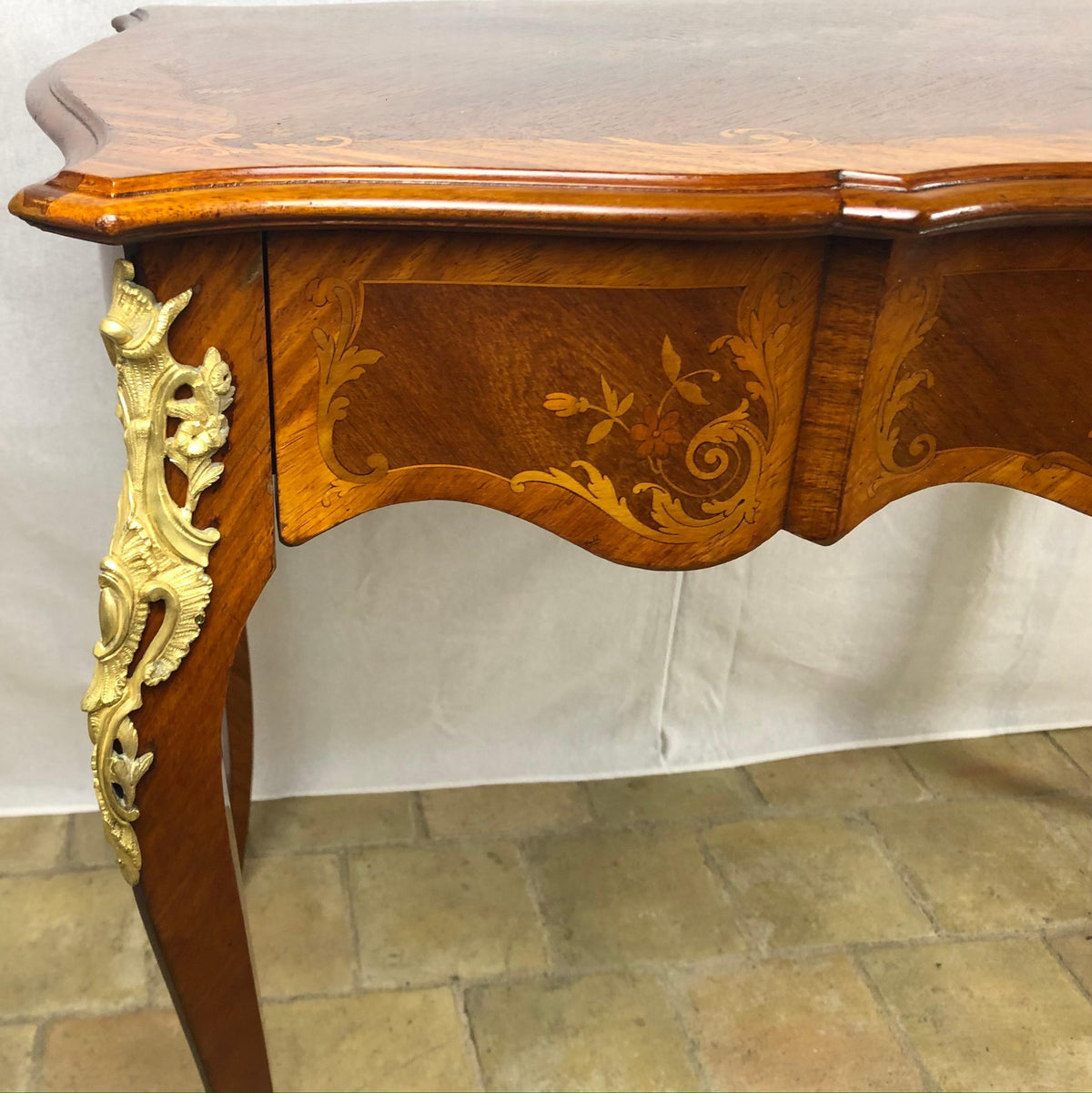 19th Century French Louis XV Style Floral Marquetry and Gilt Bronze Writing Desk — detail 5